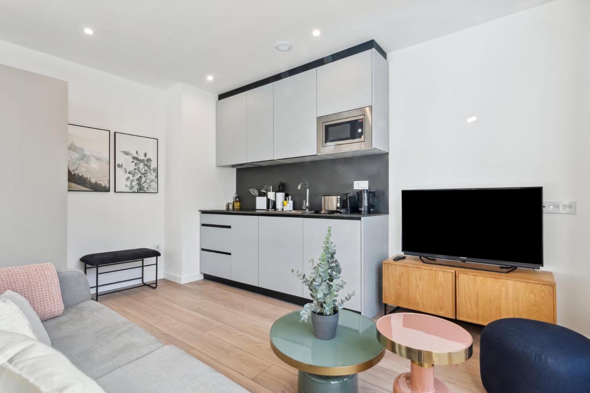Limehome Valencia Carrer Del Pare Palau I Quer Luaran gambar