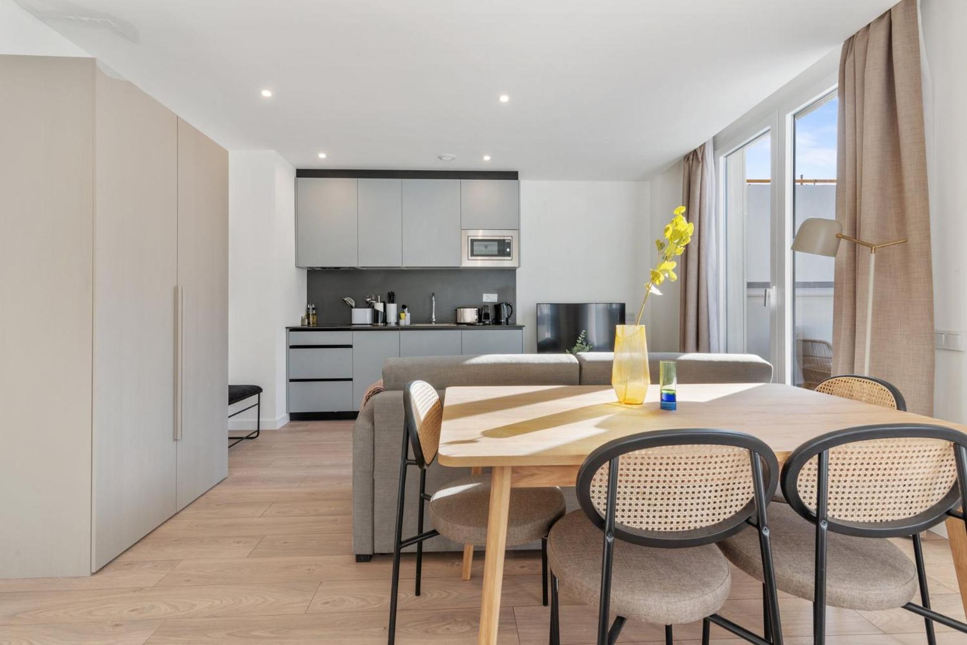 Limehome Valencia Carrer Del Pare Palau I Quer Luaran gambar