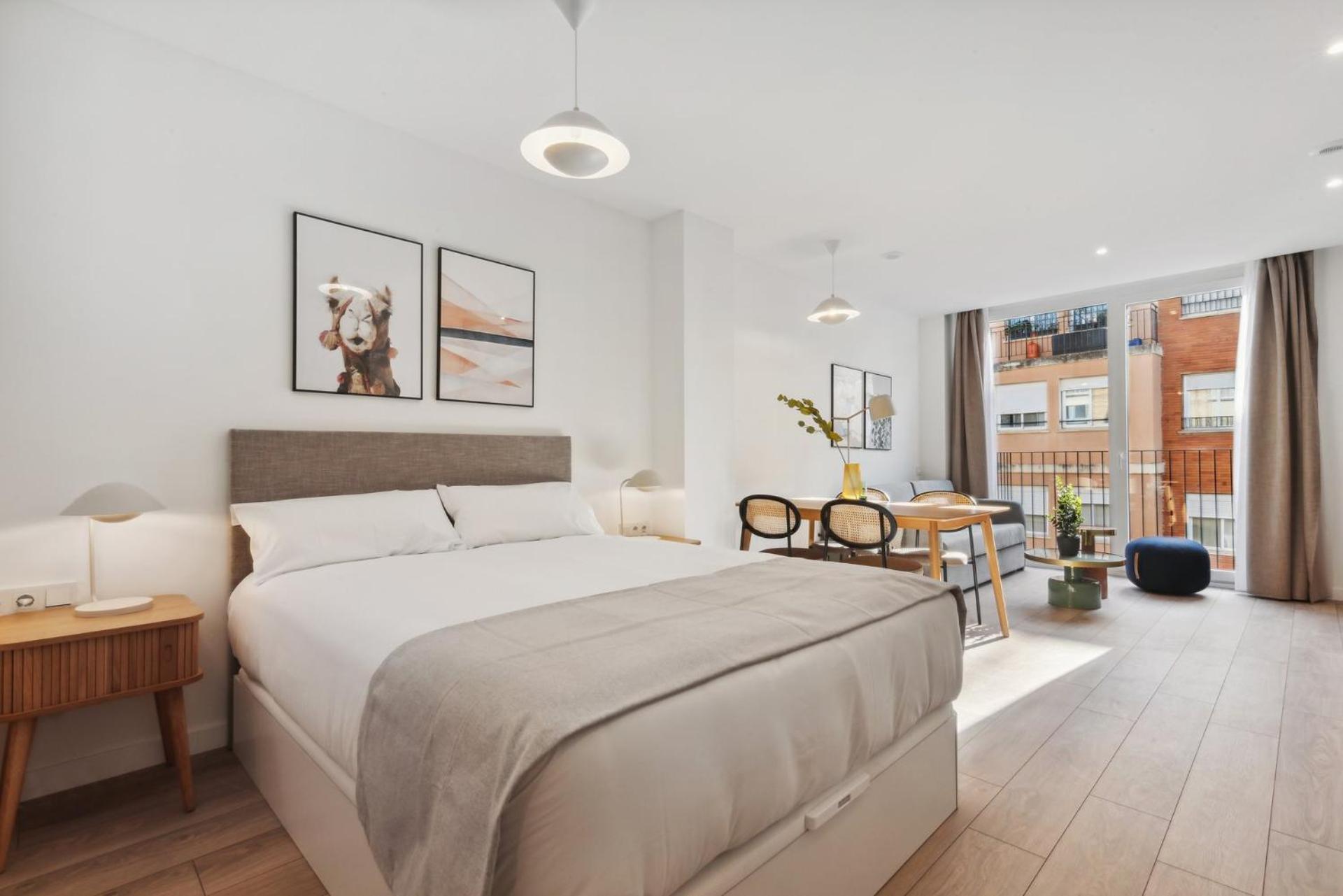 Limehome Valencia Carrer Del Pare Palau I Quer Luaran gambar