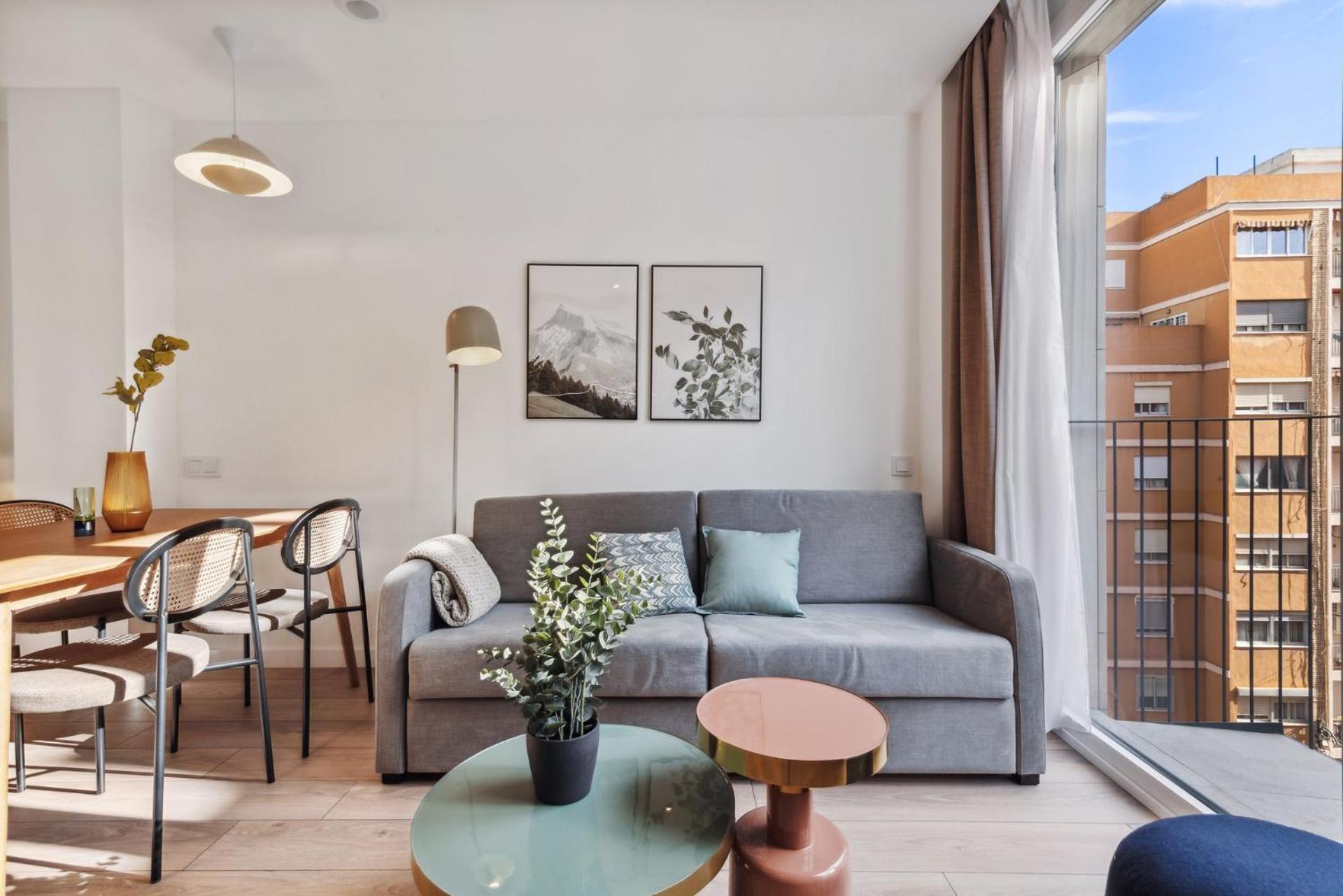 Limehome Valencia Carrer Del Pare Palau I Quer Luaran gambar
