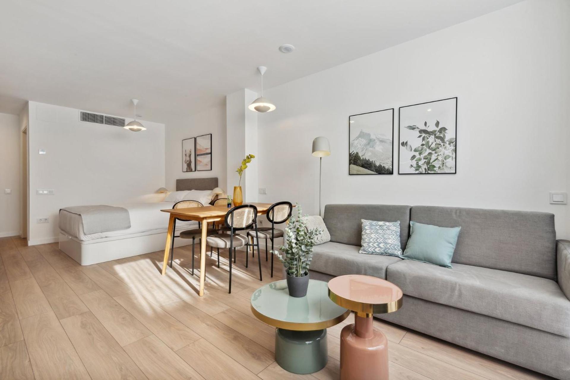Limehome Valencia Carrer Del Pare Palau I Quer Luaran gambar