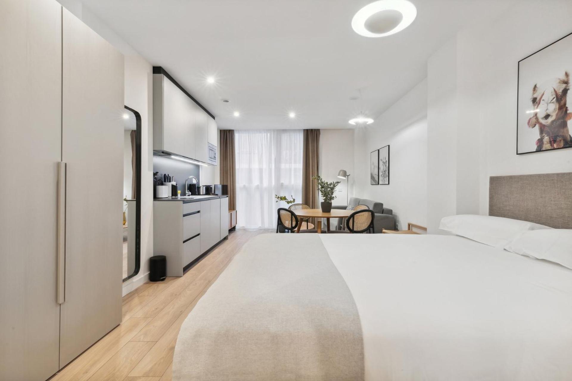Limehome Valencia Carrer Del Pare Palau I Quer Luaran gambar