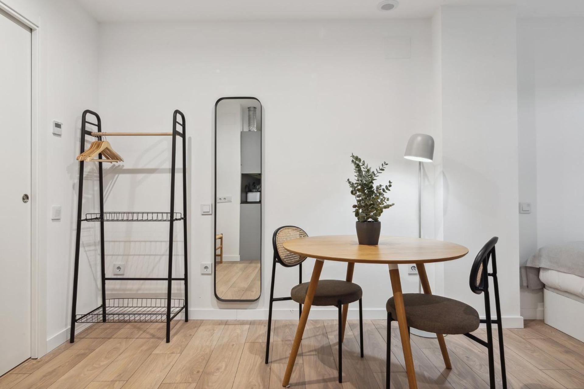 Limehome Valencia Carrer Del Pare Palau I Quer Bilik gambar